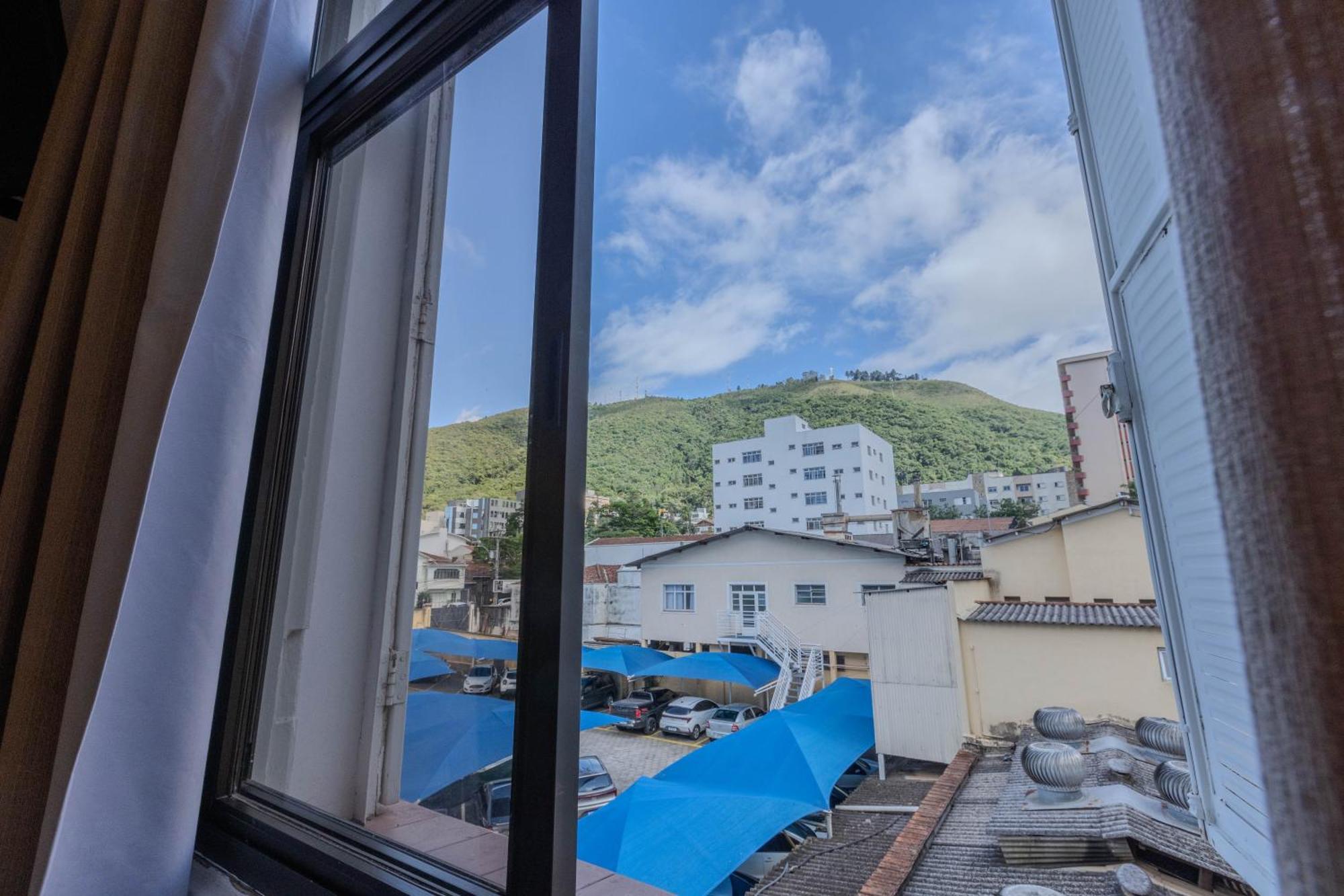 Hotel Minas Gerais Poços de Caldas Exteriör bild